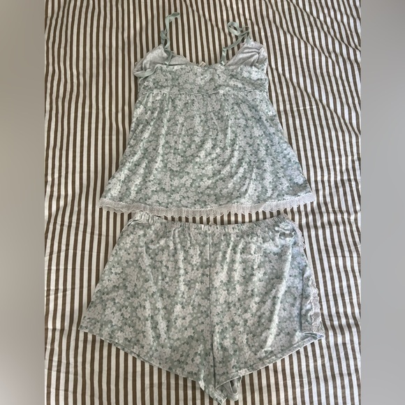 Floral matching pajama set - Picture 5 of 5